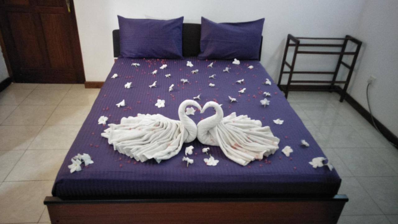 Hotel Mandakini バタラムラ エクステリア 写真